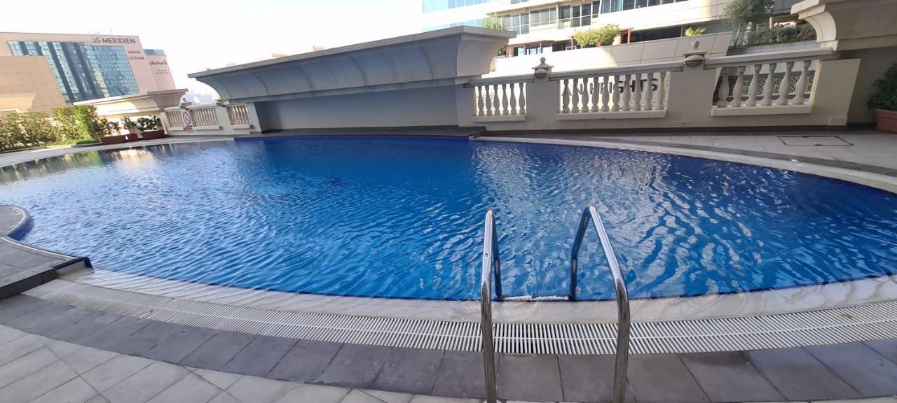 Green Sky Hostel Dubai Exterior photo