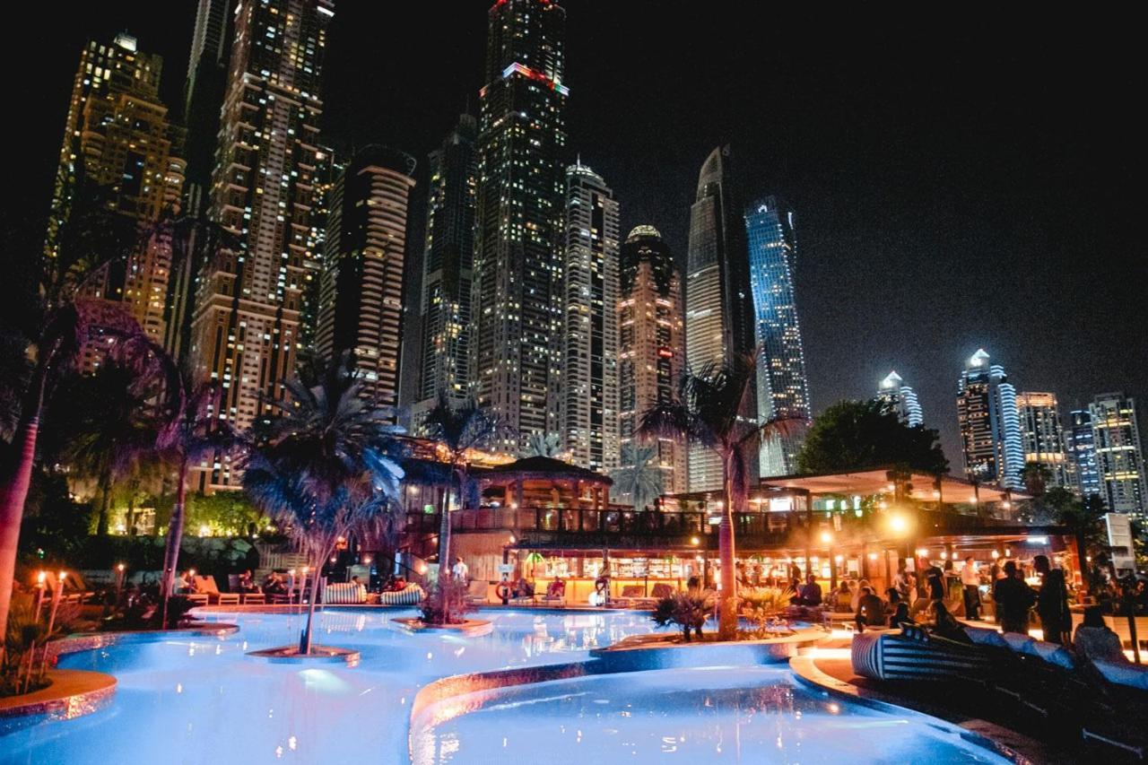 Green Sky Hostel Dubai Exterior photo