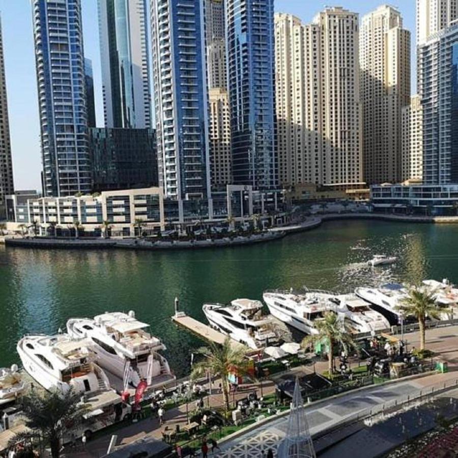 Green Sky Hostel Dubai Exterior photo