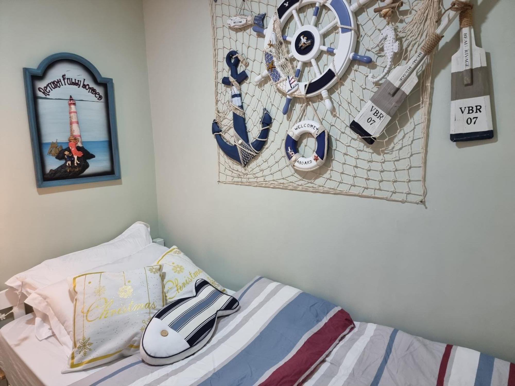 Green Sky Hostel Dubai Room photo